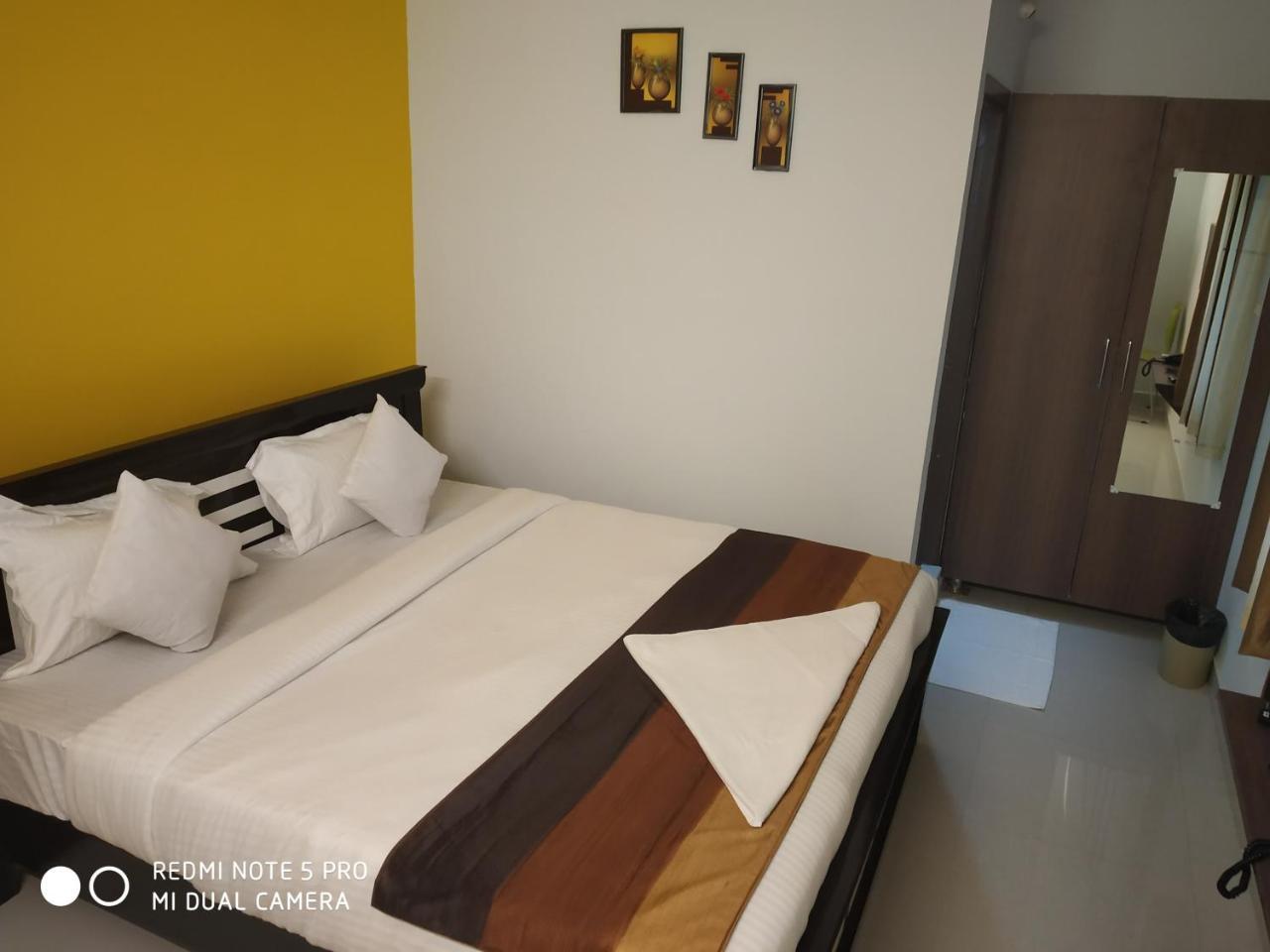 Namaha Stays Hyderabad Ngoại thất bức ảnh